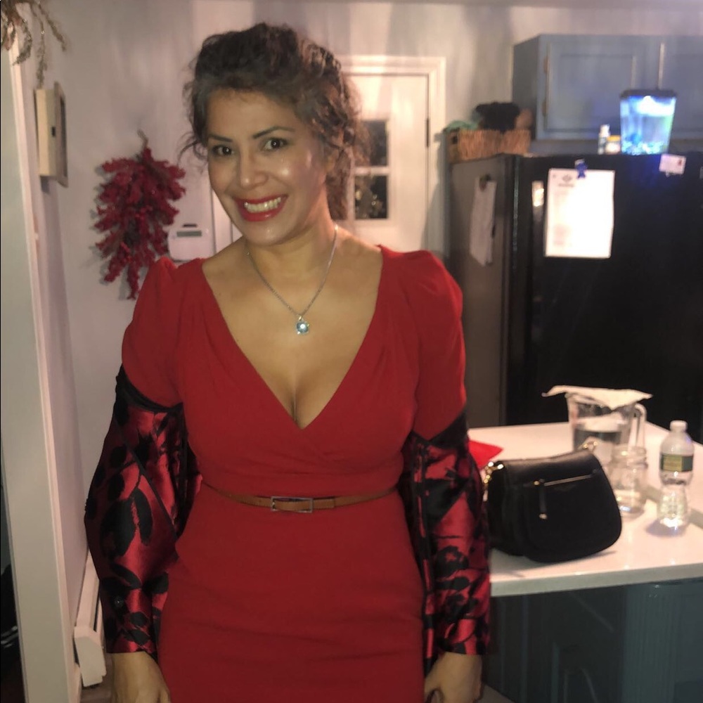 Meet your Posher, Claudia